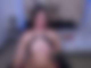 CherryLips's Live Sex Cam Show