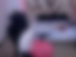 Live cam show with CherryLips - Small Tits on SpankPalCams