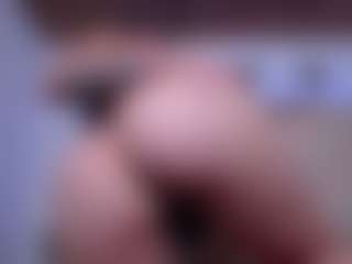 CherryLips's Live Sex Cam Show