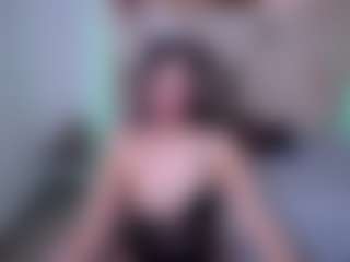 CherryLips's Live Sex Cam Show