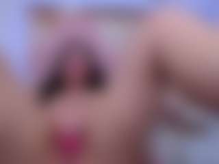 CherryLips's Live Sex Cam Show