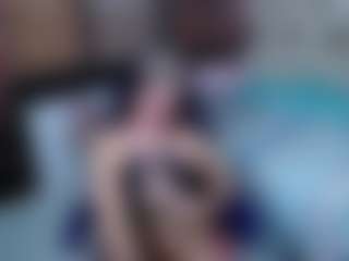CherryLips's Live Sex Cam Show