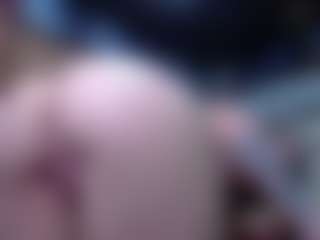 CherryLips's Live Sex Cam Show