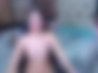 Live cam show with CherryLips - Twerk on Free Soda