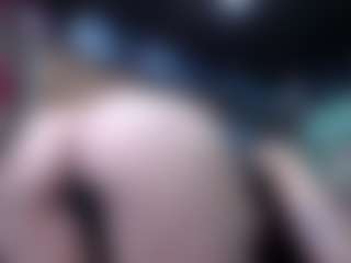 CherryLips's Live Sex Cam Show