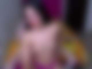 Live cam show with CherryLips - Petite on slutload