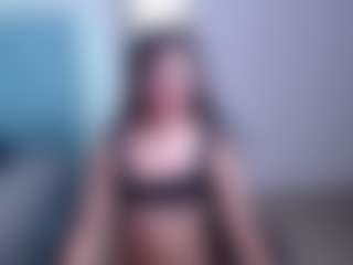 Live cam show with CherryLips - Cosplay on Milfs Live