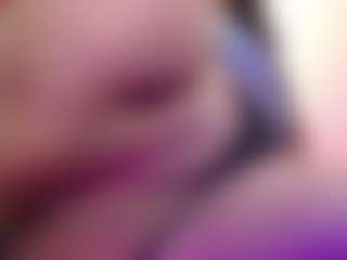 EmilyR0s33's Live Sex Cam Show