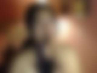 EmilyR0s33's Live Sex Cam Show