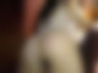 EmilyR0s33's Live Sex Cam Show