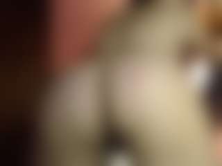 EmilyR0s33's Live Sex Cam Show