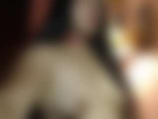 EmilyR0s33's Live Sex Cam Show