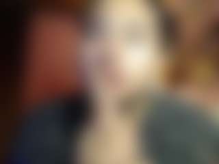 Live cam show with EmilyR0s33 - Foot Fetish on CamClone