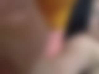 EmilyR0s33's Live Sex Cam Show