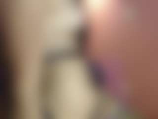 EmilyR0s33's Live Sex Cam Show