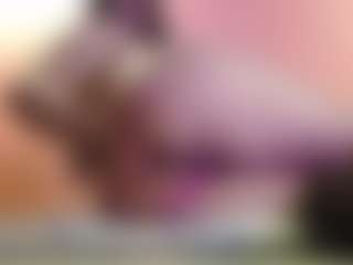EmilyR0s33's Live Sex Cam Show