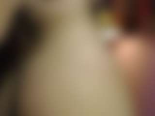 EmilyR0s33's Live Sex Cam Show