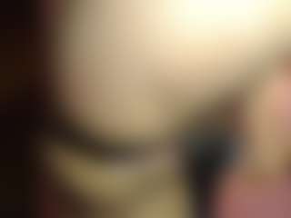 EmilyR0s33's Live Sex Cam Show
