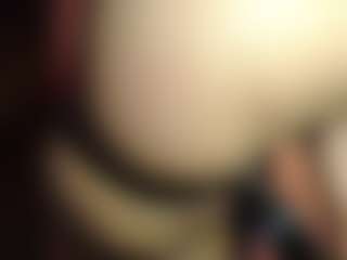 EmilyR0s33's Live Sex Cam Show