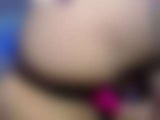 EmilyR0s33's Live Sex Cam Show