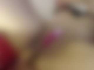 EmilyR0s33's Live Sex Cam Show
