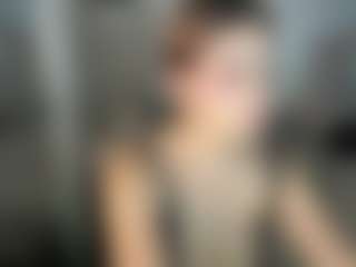 Live cam show with KittyKlum - Thong on liverealitysex.com