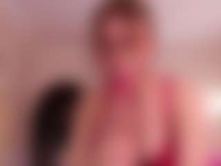 Lusty-Freya's Live Sex Cam Show