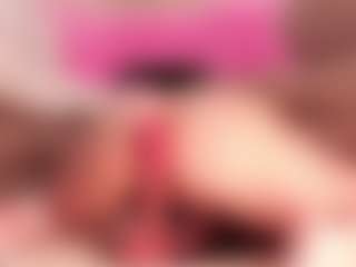 Lusty-Freya's Live Sex Cam Show