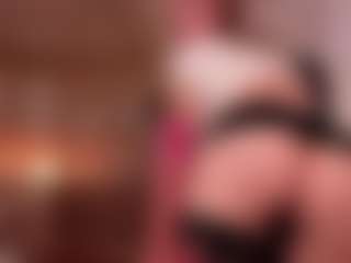Lusty-Freya's Live Sex Cam Show