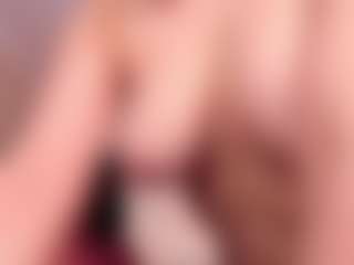 Lusty-Freya's Live Sex Cam Show