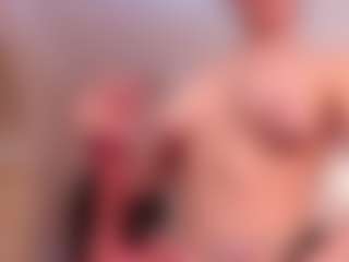 Lusty-Freya's Live Sex Cam Show