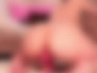 Lusty-Freya's Live Sex Cam Show