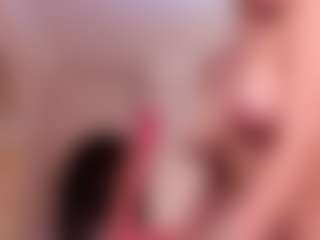 Lusty-Freya's Live Sex Cam Show