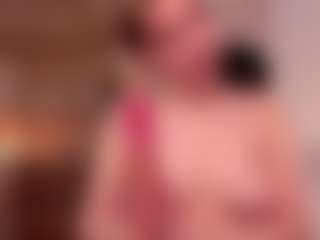 Lusty-Freya's Live Sex Cam Show
