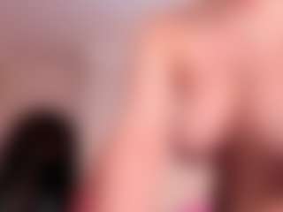 Lusty-Freya's Live Sex Cam Show
