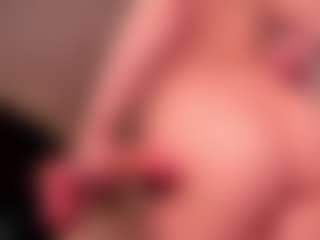Lusty-Freya's Live Sex Cam Show