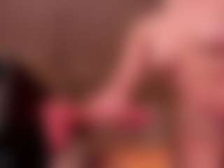 Lusty-Freya's Live Sex Cam Show