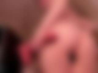 Lusty-Freya's Live Sex Cam Show