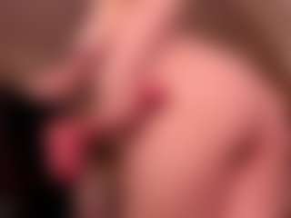 Lusty-Freya's Live Sex Cam Show