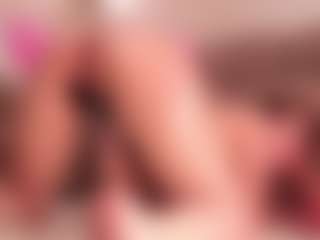 Lusty-Freya's Live Sex Cam Show