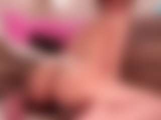 Lusty-Freya's Live Sex Cam Show