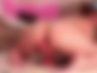 Lusty-Freya's Live Sex Cam Show