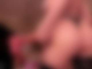 Lusty-Freya's Live Sex Cam Show