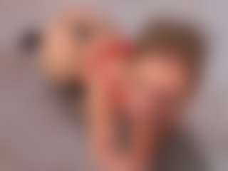 Lusty-Freya's Live Sex Cam Show