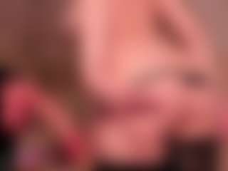 Lusty-Freya's Live Sex Cam Show