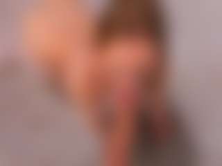 Lusty-Freya's Live Sex Cam Show