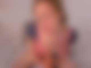 Lusty-Freya's Live Sex Cam Show