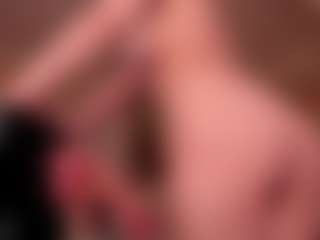 Lusty-Freya's Live Sex Cam Show