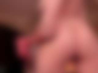 Lusty-Freya's Live Sex Cam Show