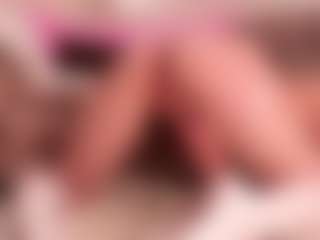 Lusty-Freya's Live Sex Cam Show